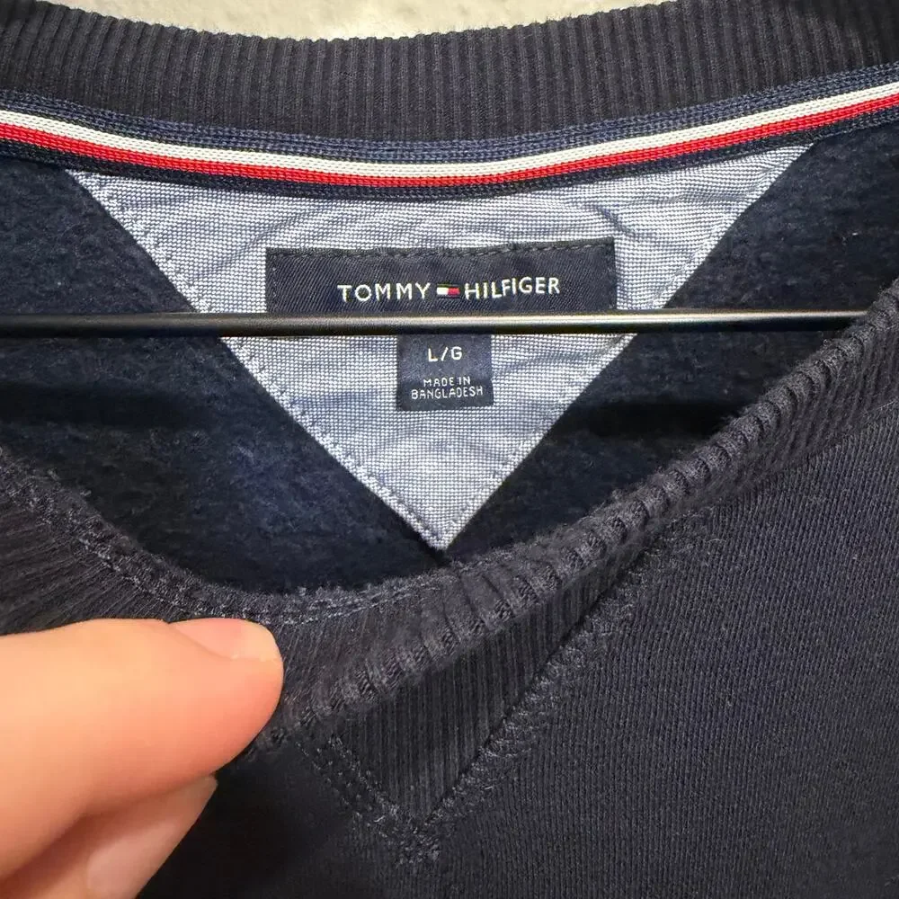 Tommy Hilfiger excellent lightly